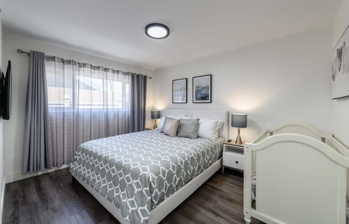 Spacious Disneyland 5 Bedroom 4 Bath House With Game Room Anaheim Dış mekan fotoğraf
