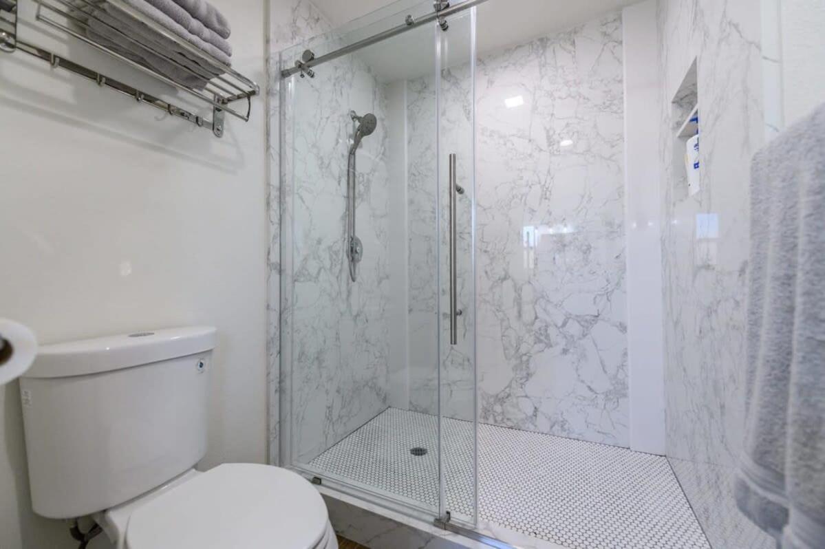 Spacious Disneyland 5 Bedroom 4 Bath House With Game Room Anaheim Dış mekan fotoğraf