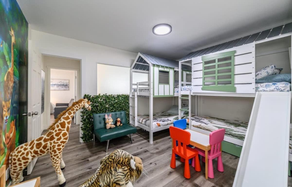 Spacious Disneyland 5 Bedroom 4 Bath House With Game Room Anaheim Dış mekan fotoğraf